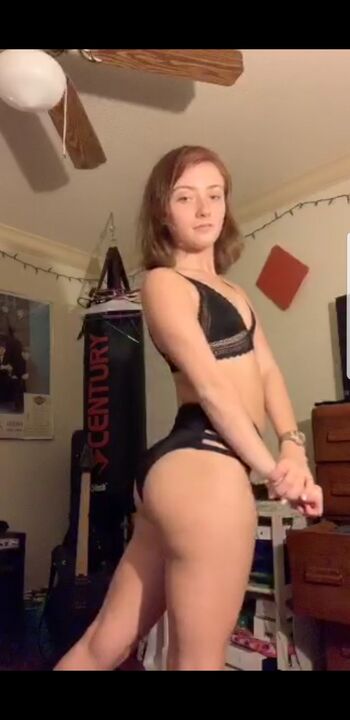 Full leaked Randoms private photo