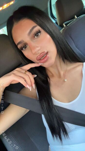 Full leaked Ranyamhd private photo