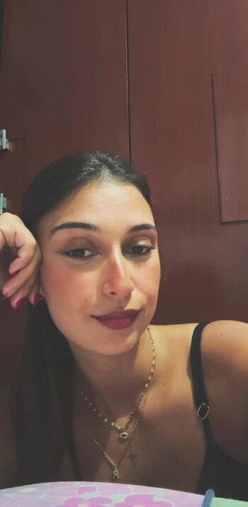 Full leaked Raphaela private photo
