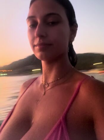 Full leaked Raphaela private photo