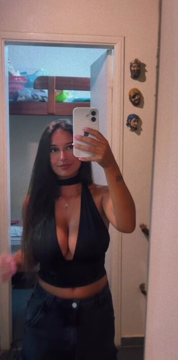 Full leaked Raphaela private photo