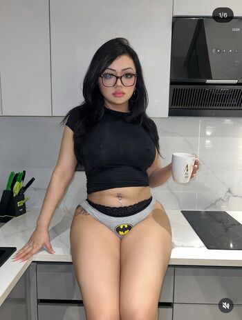 Full leaked Raphyrose private photo