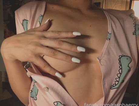 Full leaked Rasbaerry private photo
