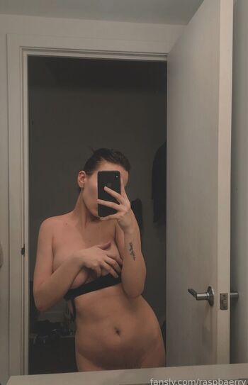 Full leaked Rasbaerry private photo