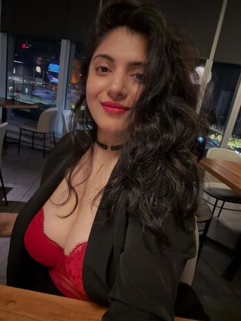 Full leaked Rashmi van private photo