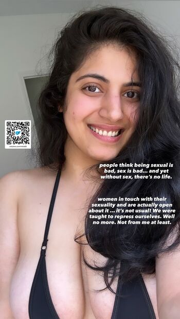 Full leaked Rashmi van private photo