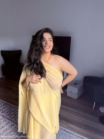 Full leaked Rashmiix private photo