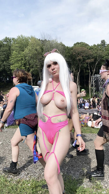 Full leaked Rave slut private photo
