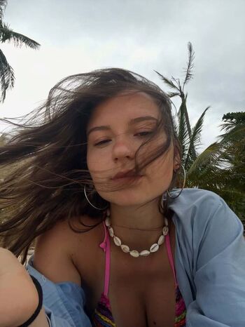 Full leaked Ravewithme private photo
