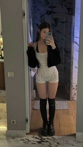 Full leaked Ravilova private photo