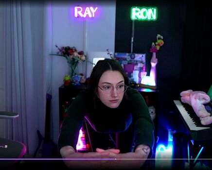 Full leaked Rayactions page private photo