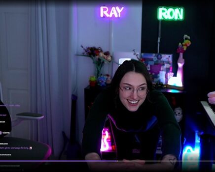 Full leaked Rayactions page private photo