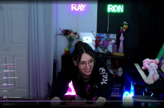 Full leaked Rayactions page private photo