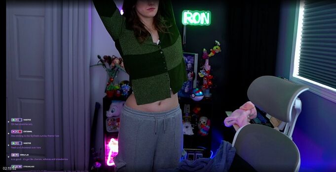 Full leaked Rayactions page private photo