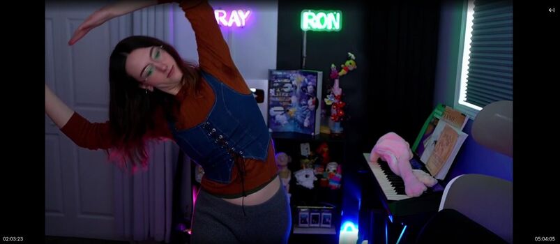 Full leaked Rayactions page private photo