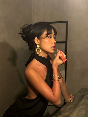 Full leaked Raychen lei private photo