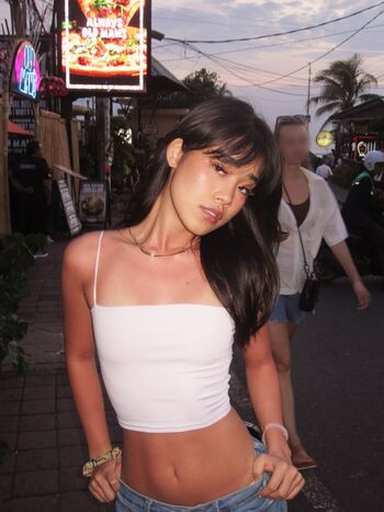 Full leaked Raychen lei private photo