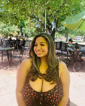 Full leaked Rayleen private photo