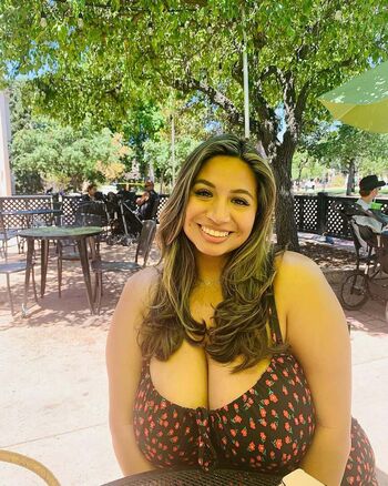 Full leaked Rayleen private photo