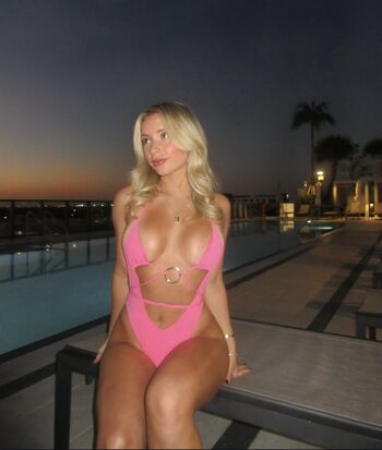 Full leaked Raylynrrose private photo