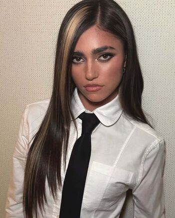 Full leaked Rayna v private photo