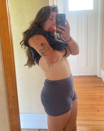 Full leaked Rayna widger page private photo