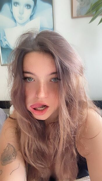 Full leaked Rayna widger private photo