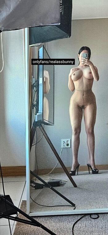 Full leaked Realassbunny private photo