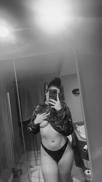 Full leaked Reb thibeault private photo