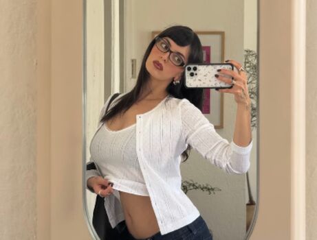 Full leaked Rebecca black private photo