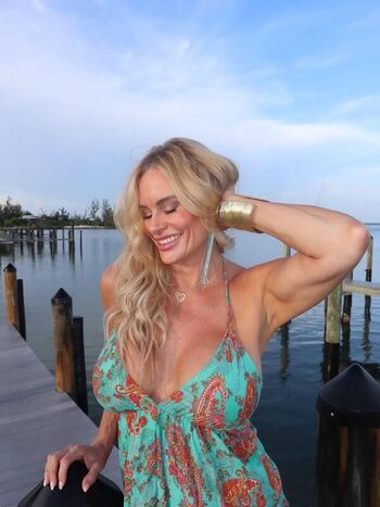 Full leaked Rebeccalynne d private photo