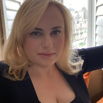 Full leaked Rebel wilson private photo