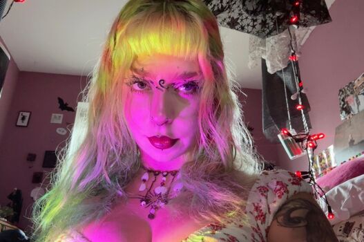 Full leaked Red e bunny private photo