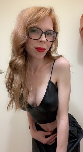 Full leaked Red head redemptionxo private photo