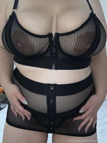Full leaked Red ivy private photo