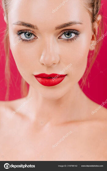 Full leaked Red lips private photo