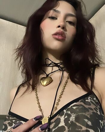 Full leaked Redblossom page private photo