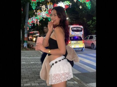 Full leaked Redblossom page private photo