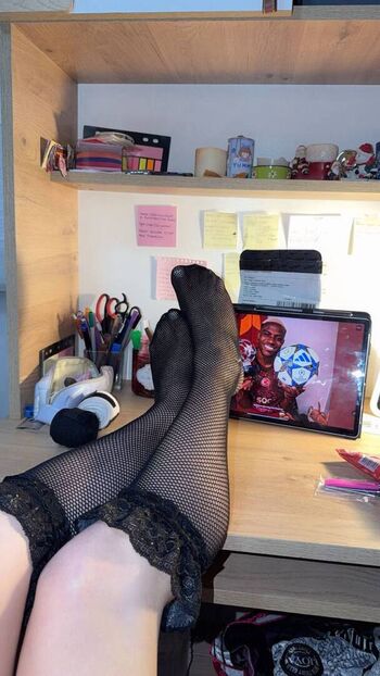 Full leaked Redflowerr private photo
