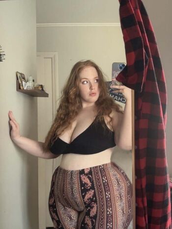 Full leaked Redheadedhoneydoll private photo