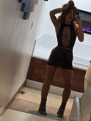 Full leaked Reflectiveren private photo