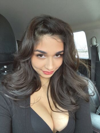 Reina Rae