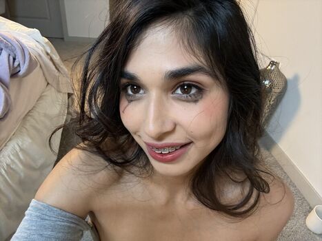 Reina Rae