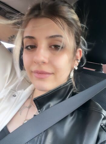 İrem Sakmar