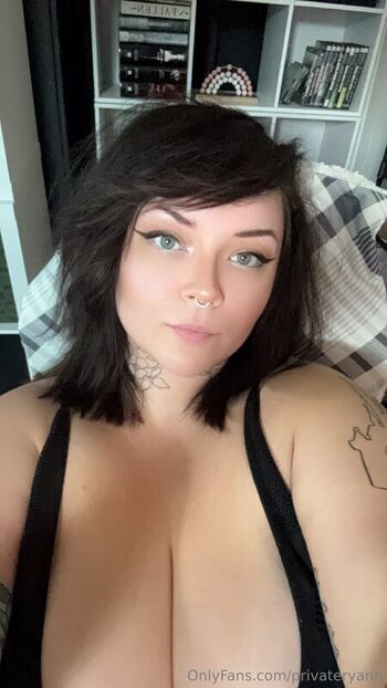 Full leaked Remarkableryann private photo