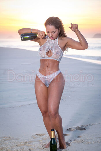 Full leaked Renata frisson page private photo