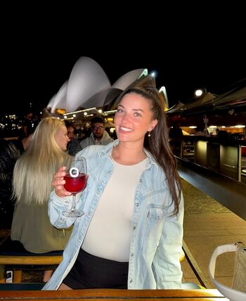 Full leaked Renee finlay private photo