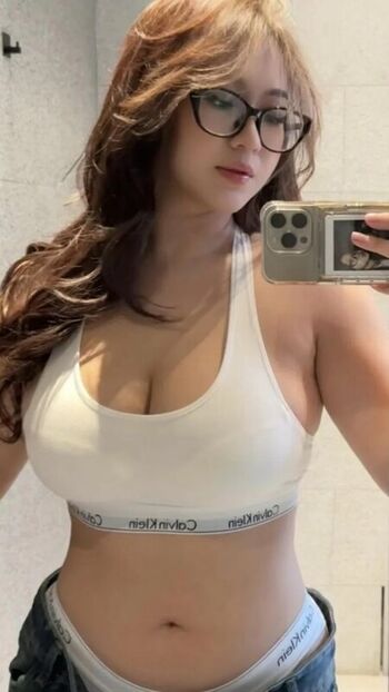 Full leaked Restha maharani private photo