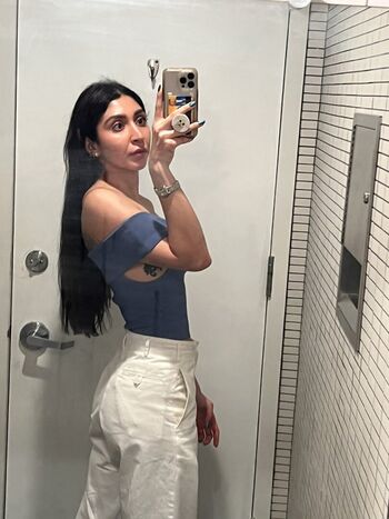 Full leaked Reversecowgrl private photo