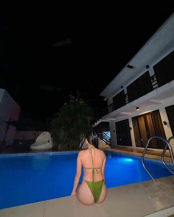 Full leaked Reychelle morales private photo